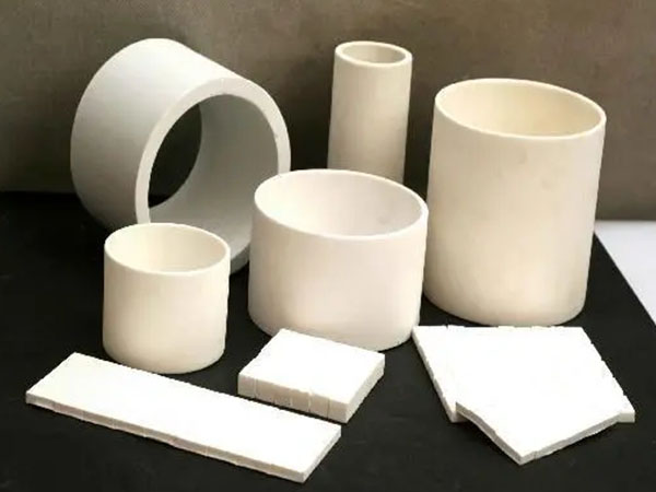 What are the classifications of high temperature ceramic materials