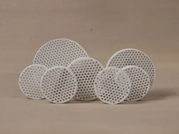 Which ceramic filter material is suitable for the scene